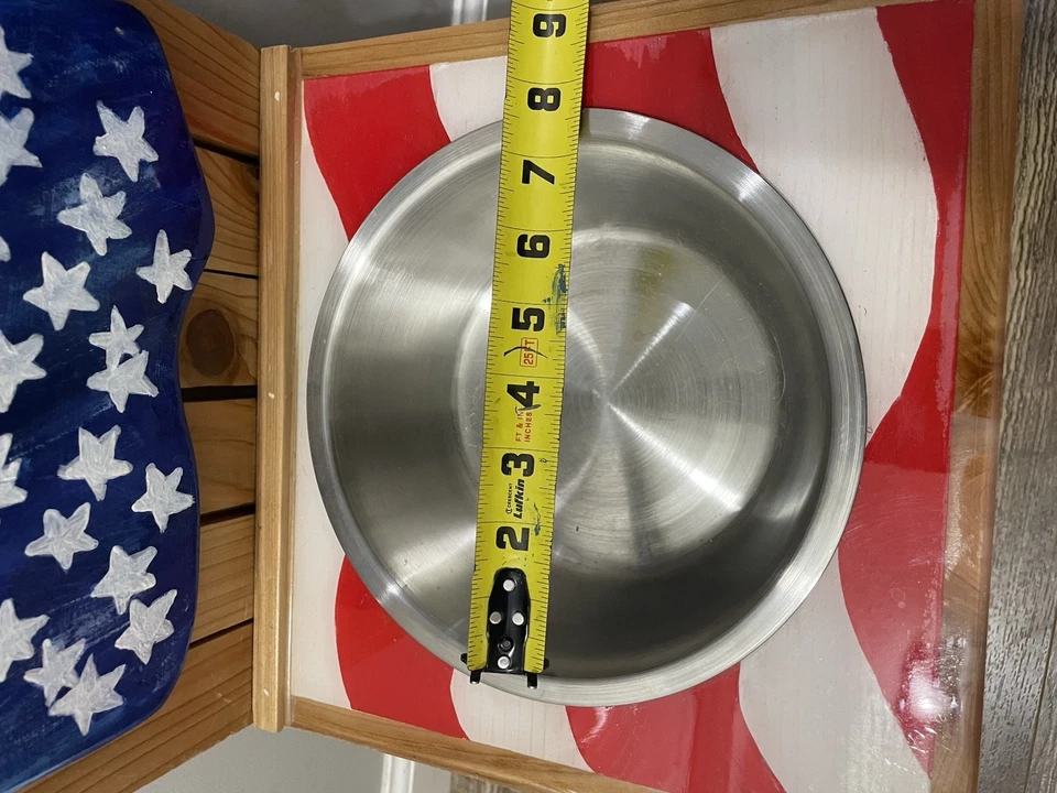 Cuenco de comida o agua para perros con soporte para silla de madera con bandera americana Foto 4 de 4