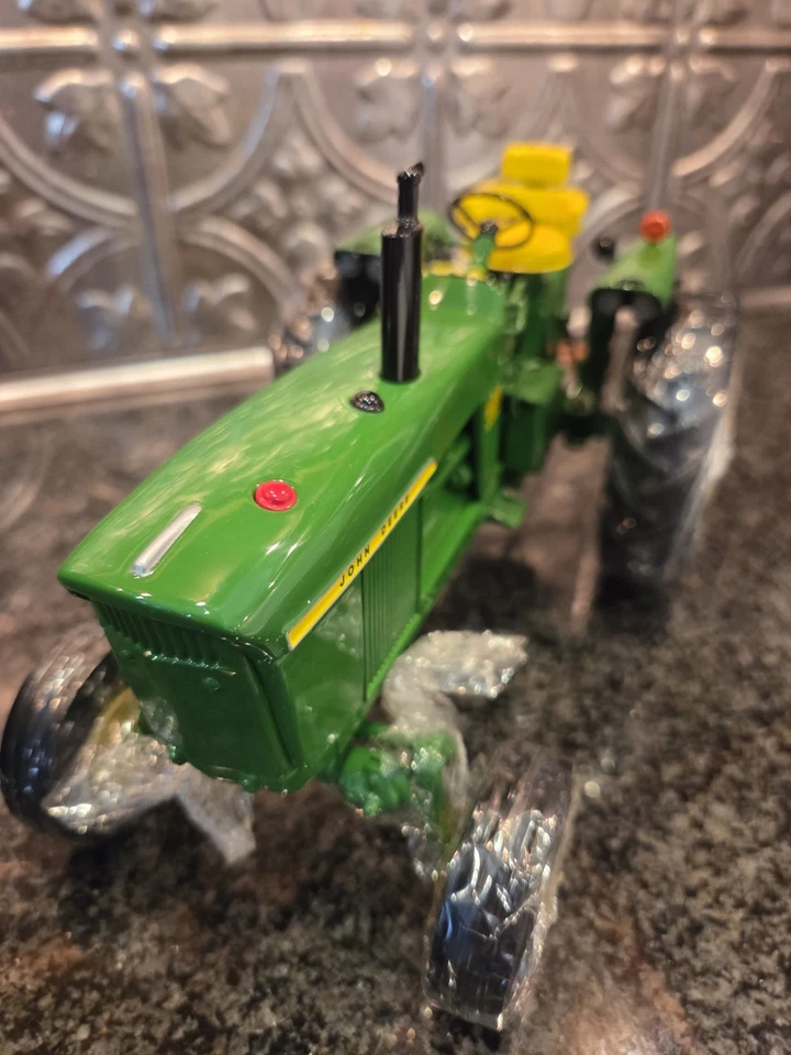 New 1/16 JohnDeere PowerShift 4020 Diesel ERTL Tractor#5549 Precision Classics#4 - Image 4 of 4
