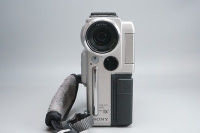 SONY DCR-PC3 MiniDVビデオカメラ Sony DCR-PC3 Digital Video Camera Recorder Handycam Mini DV Japan