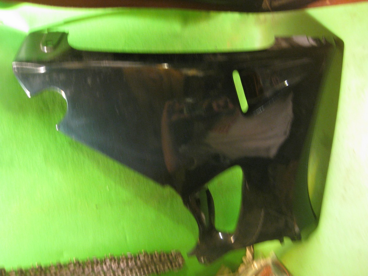 KAWASAKI ZX600 NINJA ZX6 1997-98 LEFT LOWER FAIRING GREEN OEM