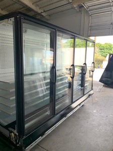 5 glass door reach in cooler