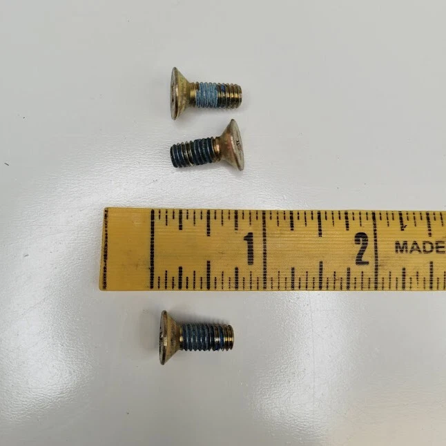 Juego de 3 tornillos de cierre de actuador de puerta Isuzu Trooper 1995 1999 OEM Foto 3 de 3