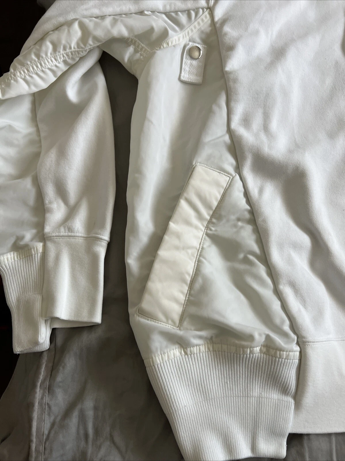 Felpa con cappuccio pullover unisex Nike x Sacai nuova di zecca bianca CW2419 100 taglia L con difetto