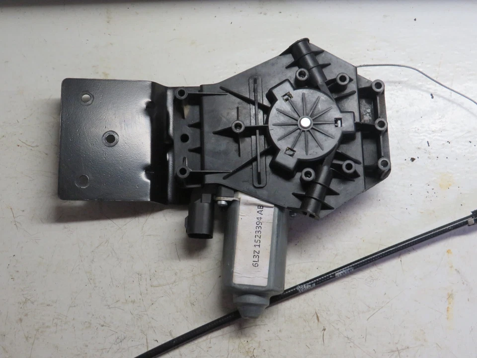 2005 Ford F150 MOTOR TRASEIRO DE JANELA DE VIDRO DESLIZANTE - Imagem 3 de 4