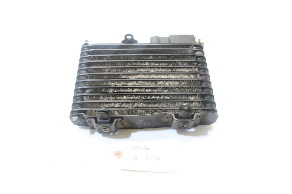 2005 MAZDA RX-8 LH СО СТОРОНЫ ВОДИТЕЛЯ ВСПОМОГАТЕЛЬНЫЙ ОХЛАДИТЕЛЬ МАСЛА ДВИГАТЕЛЯ РАДИАТОР A3656 - Изображение 2 из 4