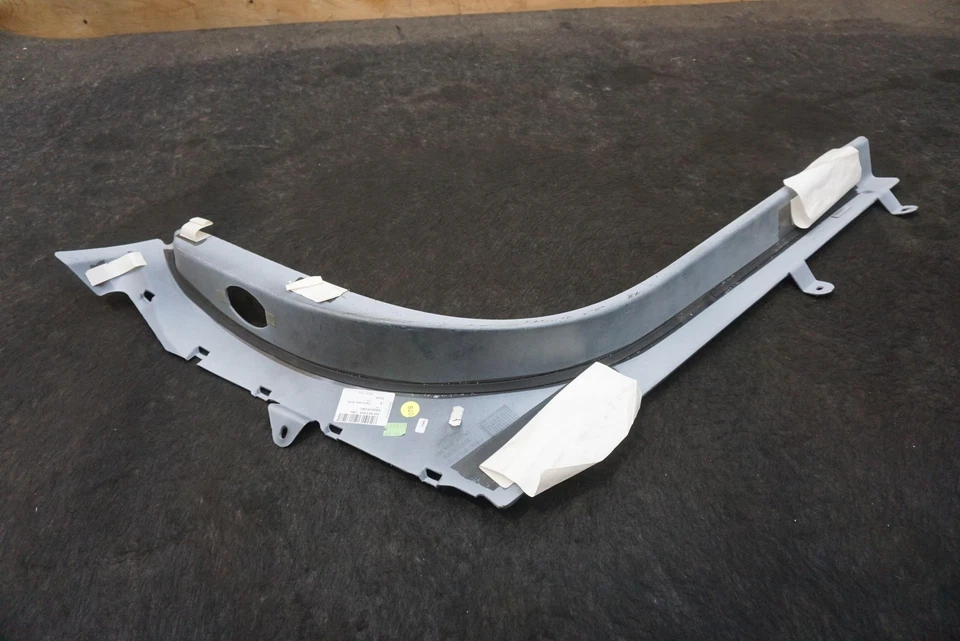 Panel de moldura de umbral de puerta inferior delantera izquierda OEM 4S0853959 Audi R8 GT4 4S 2016-18 Foto 4 de 4