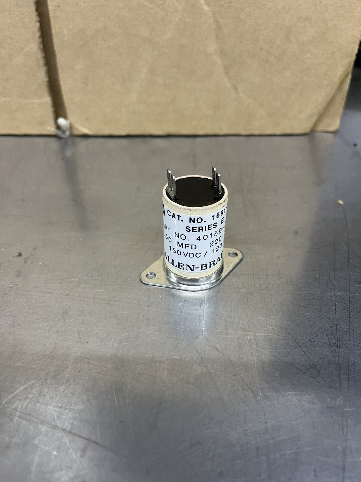 Allen Bradley 1691-N2 Ser. E Contact Protector New Old Stock 40159-201-02