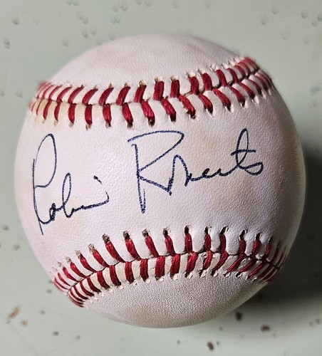 Autógrafo de Robin Roberts en una pelota de béisbol Charles Feeney