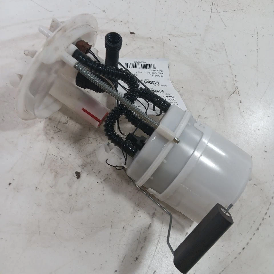 Bomba de combustible de gasolina montada en tanque 2,4 L para Jeep Renegade 15-21 Foto 2 de 4