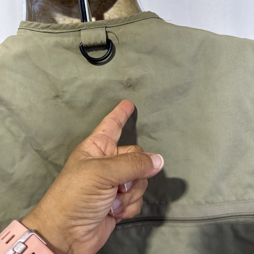 Bass Pro Shop Fishing Vest Khaki Size Medium Vest Utility Cargo Pockets - Picture 4 of 10