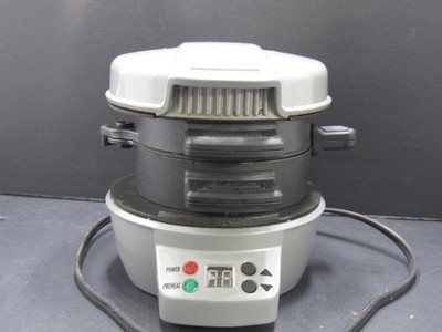 Hamilton Beach Breakfast Sandwich Maker Built in Timer Pre Heat Light Pre Owned