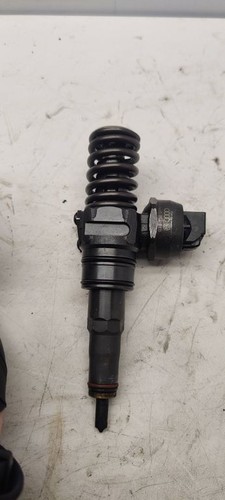 Volkswagen Golf V 2008 Diesel Injektor Einspritzdüse 038130079TX 77kW ULA32987