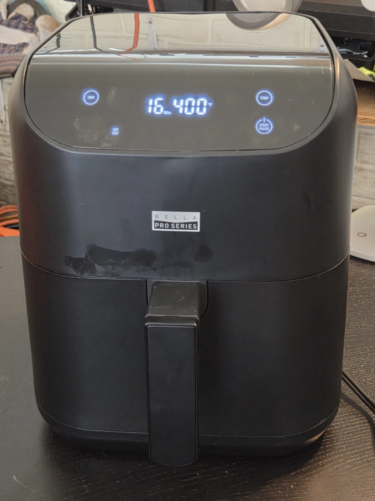 Bella Pro Series 6-qt. Digital Air Fryer Model KZ-6011-A Very Nice!