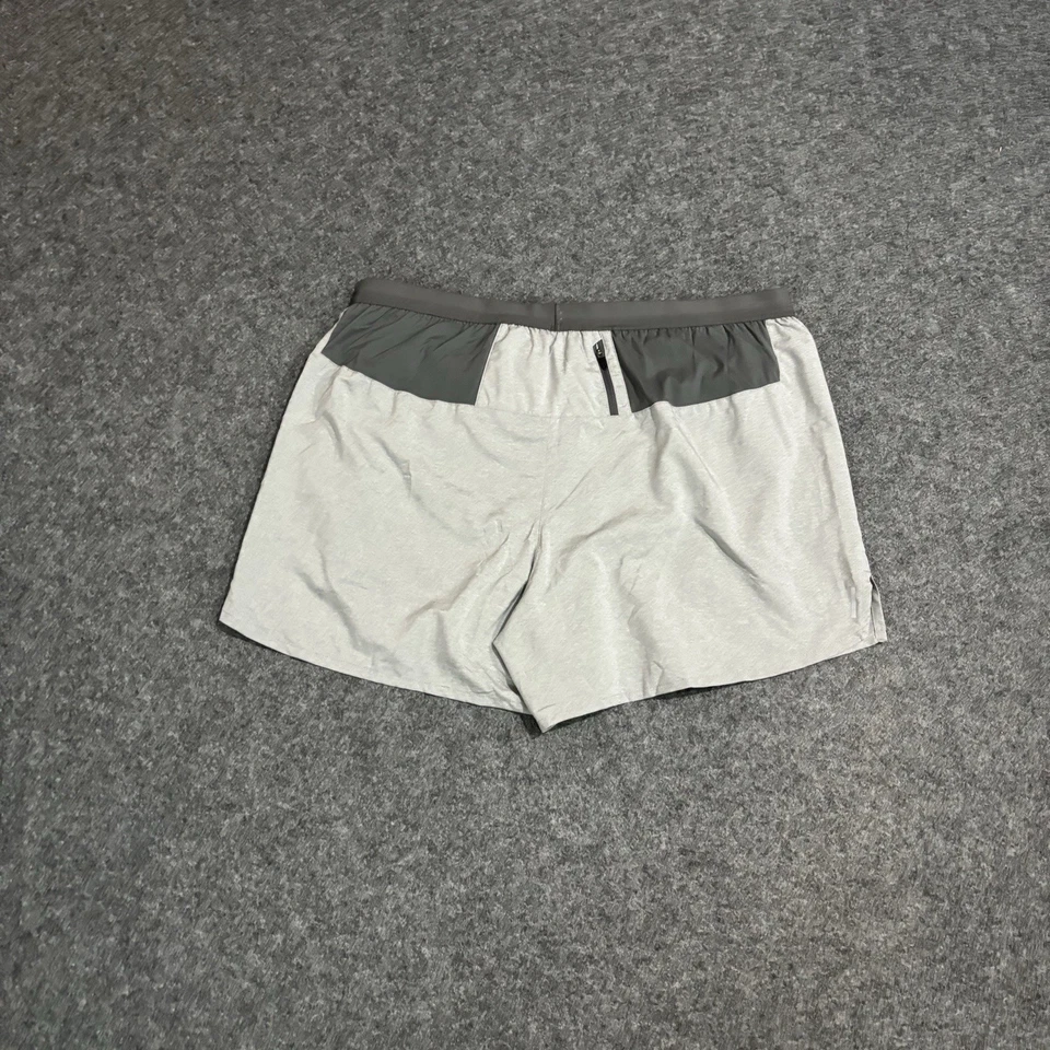 Pantalones Cortos Atléticos Nike Flex Stride 5" Forrados para Correr Talla 2XL Gris Foto 2 de 4
