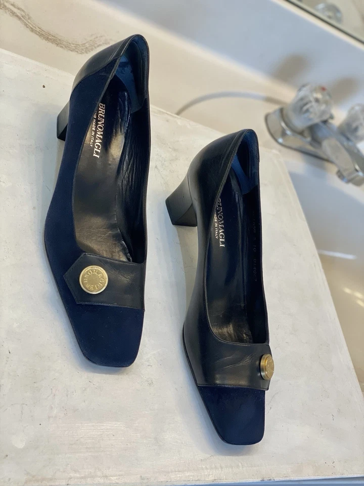 Zapatos de salón Bruno Magli azul medianoche gamuza y cuero bloque talla 10B. Genial Foto 3 de 4