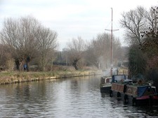 Photo 6x4 Moored at Baits Bite Horningsea A slightly foreshortened view f c2017