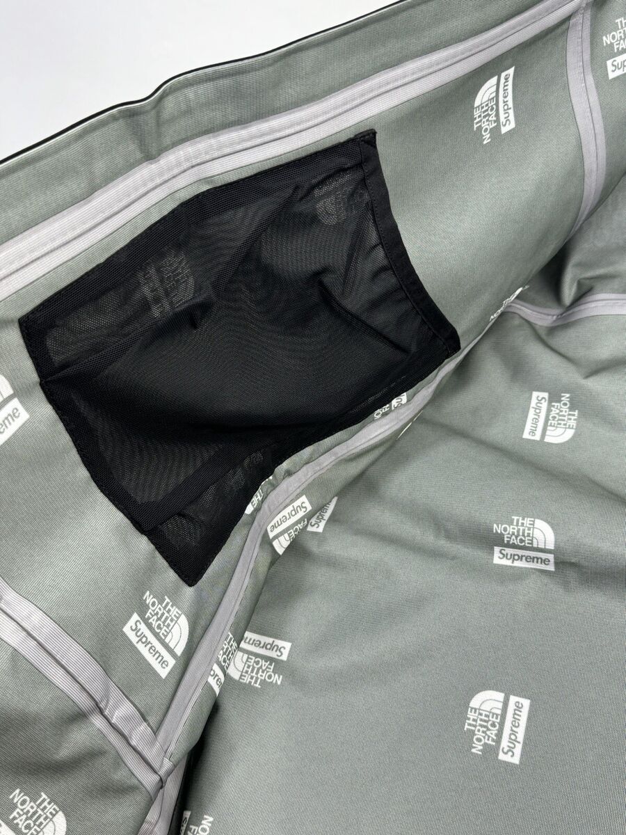 SUPREME x THE NORTH FACE - ZIP SPLIT WIND BREAKER JACKET SUPREME x THE NORTH FACE - ZIP SPLIT WIND BREAKER JACKET