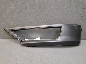 Radkappe Untere Stoßstange Vorne Links - Volkswagen T-Rock Ph. 1 - 2GA85365A