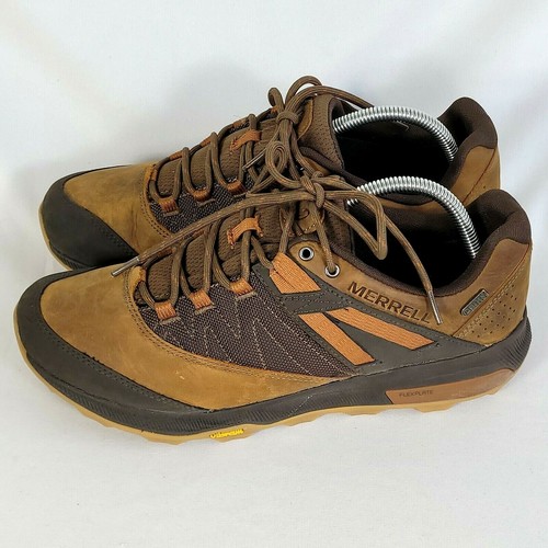 zion waterproof hiking sneaker