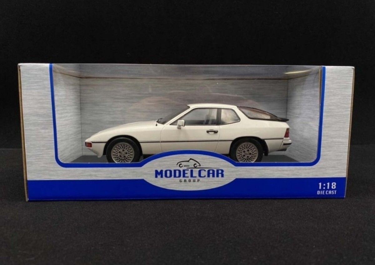 Porsche 924 Turbo 1979 White Metallic MCG 18194 1:18