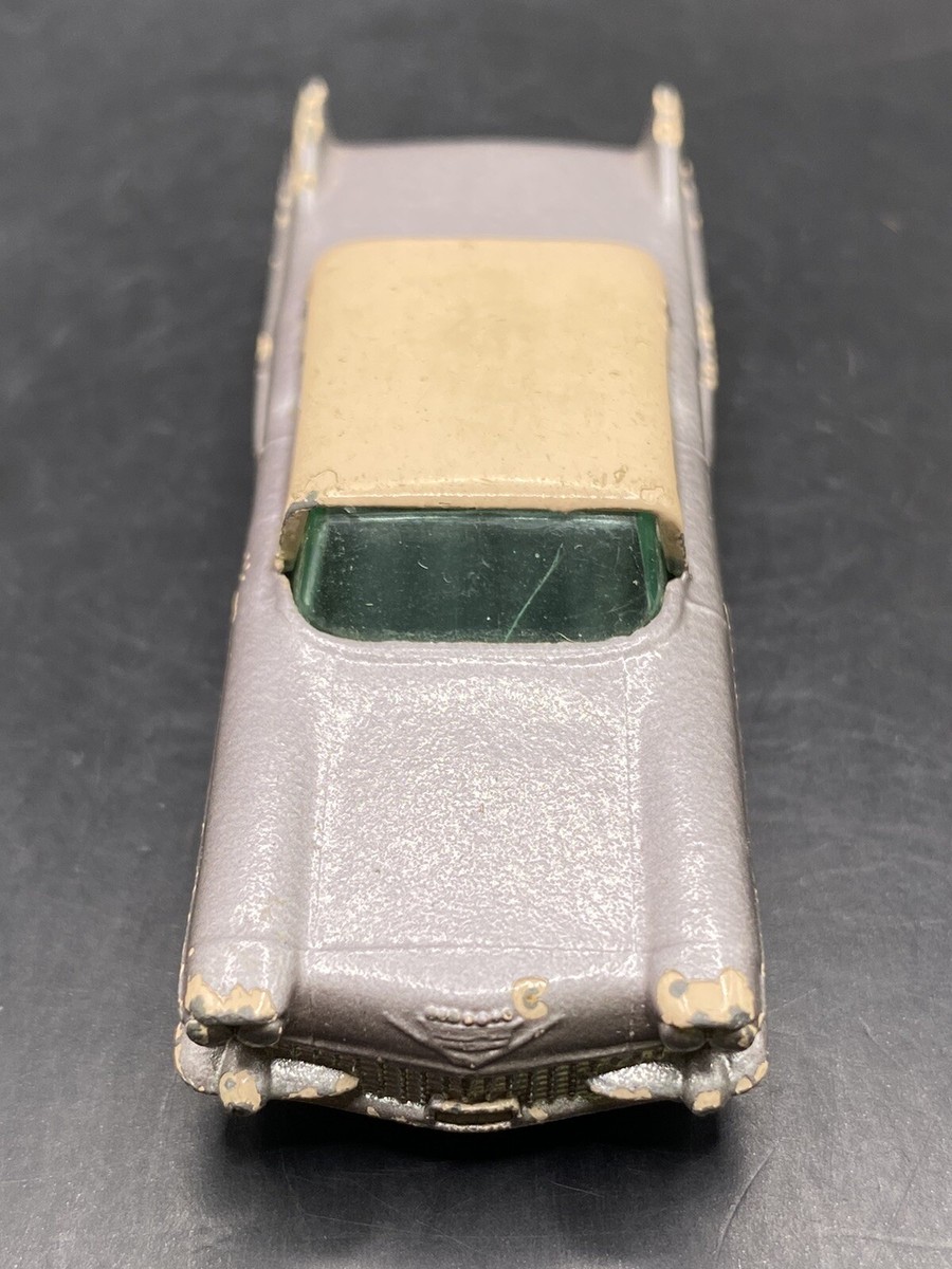 Matchbox Lesney No.27c Cadillac Sixty Special Grey Wheels Vintage