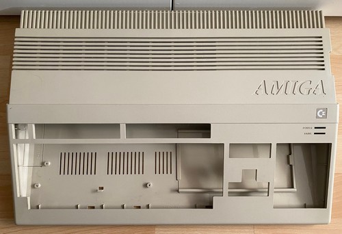 Obudowa biurkowa AMIGA 500 nr s.:437249 Made in W.-Germany .... #04 25 - Zdjęcie 4 z 11