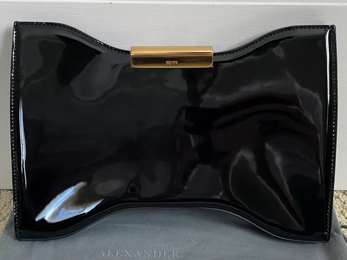 NWT Alexander McQueen Vintage Squeeze It Black Patent Leather Gold
