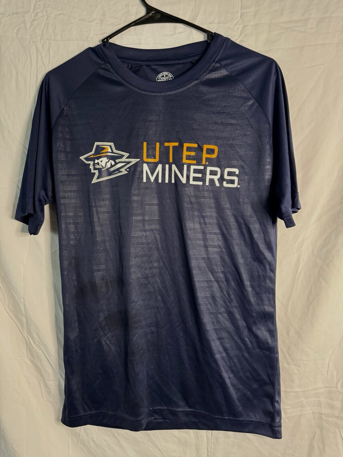 Picture 1 of 4