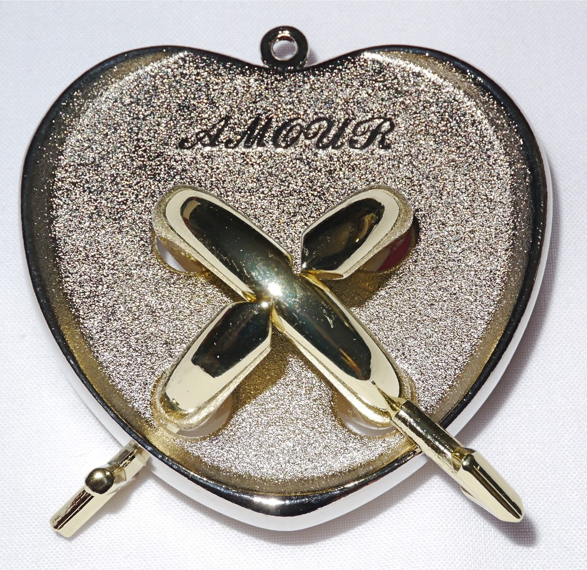 NEW IN BOX Hanayama Cast Metal Puzzle - AMOUR Level 5 | eBay