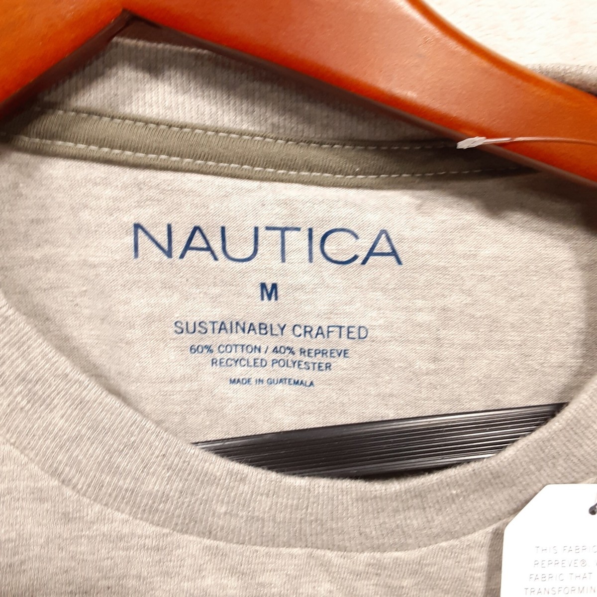 NAUTICA JEANS CO. Mens Graphic Long Sleeve T-Shirt Sz.Medium