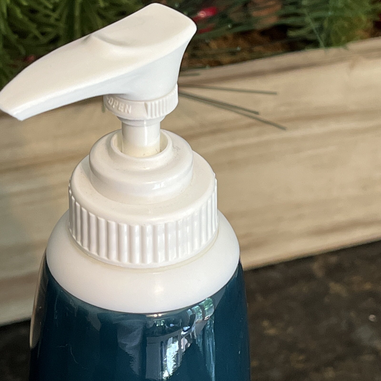 Set of 2 Fiestaware Juniper Green 2 Bud Vase Soap Pump Discontinued