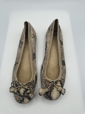 Stuart Weitzman Tulip Bow SnakeSkin Print Ballet Flats Sz. 8.5M