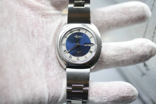 Vintage 1971 Seiko 7006-8029 Automatic 17J Men’s Watch BLUE Roman Dial