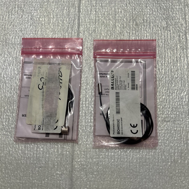LOT OF 2   Balluff B0H003C Sensors 