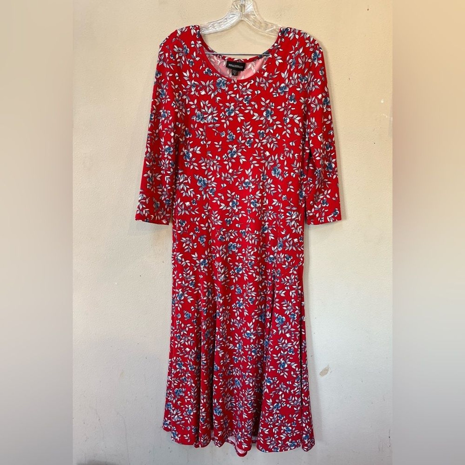 Nina Leonard Red Floral Midi Dress MediumM – 3/4 Sleeve Fit & Flare