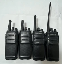 Lot of 4 Kenwood radio  (16 Channels) Two Way Radio With KSC-35S Charger