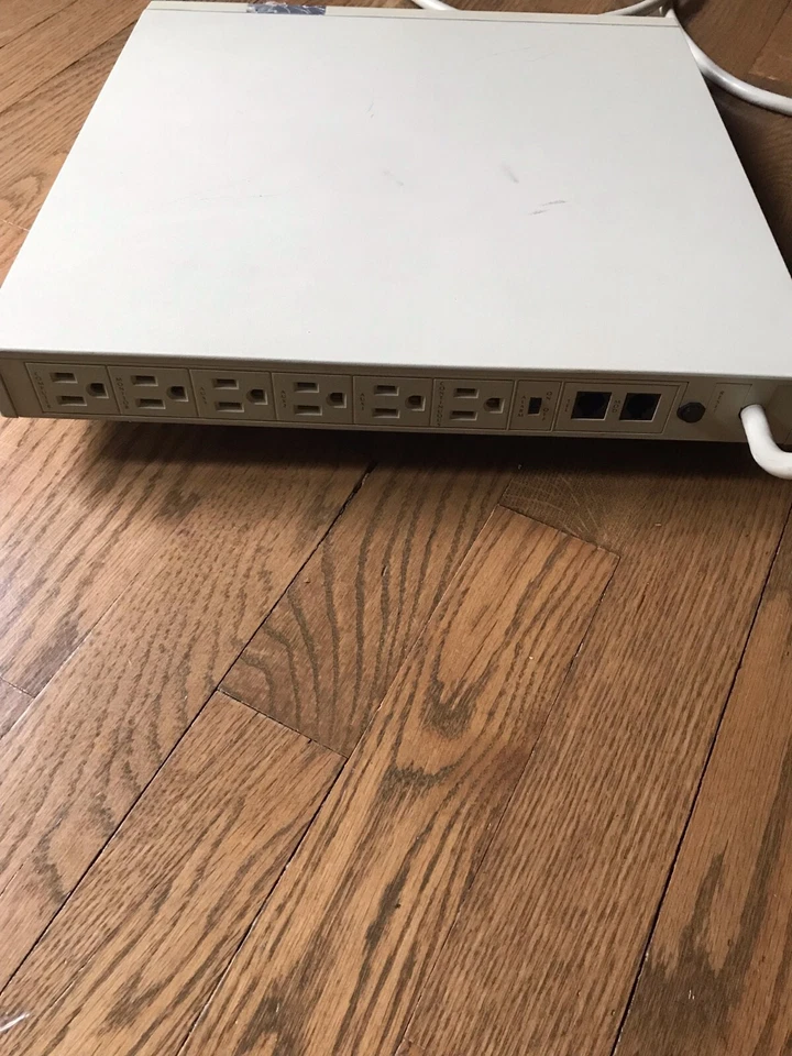 Kensington Masterpiece Plus Surge Protector - Image 3 of 4