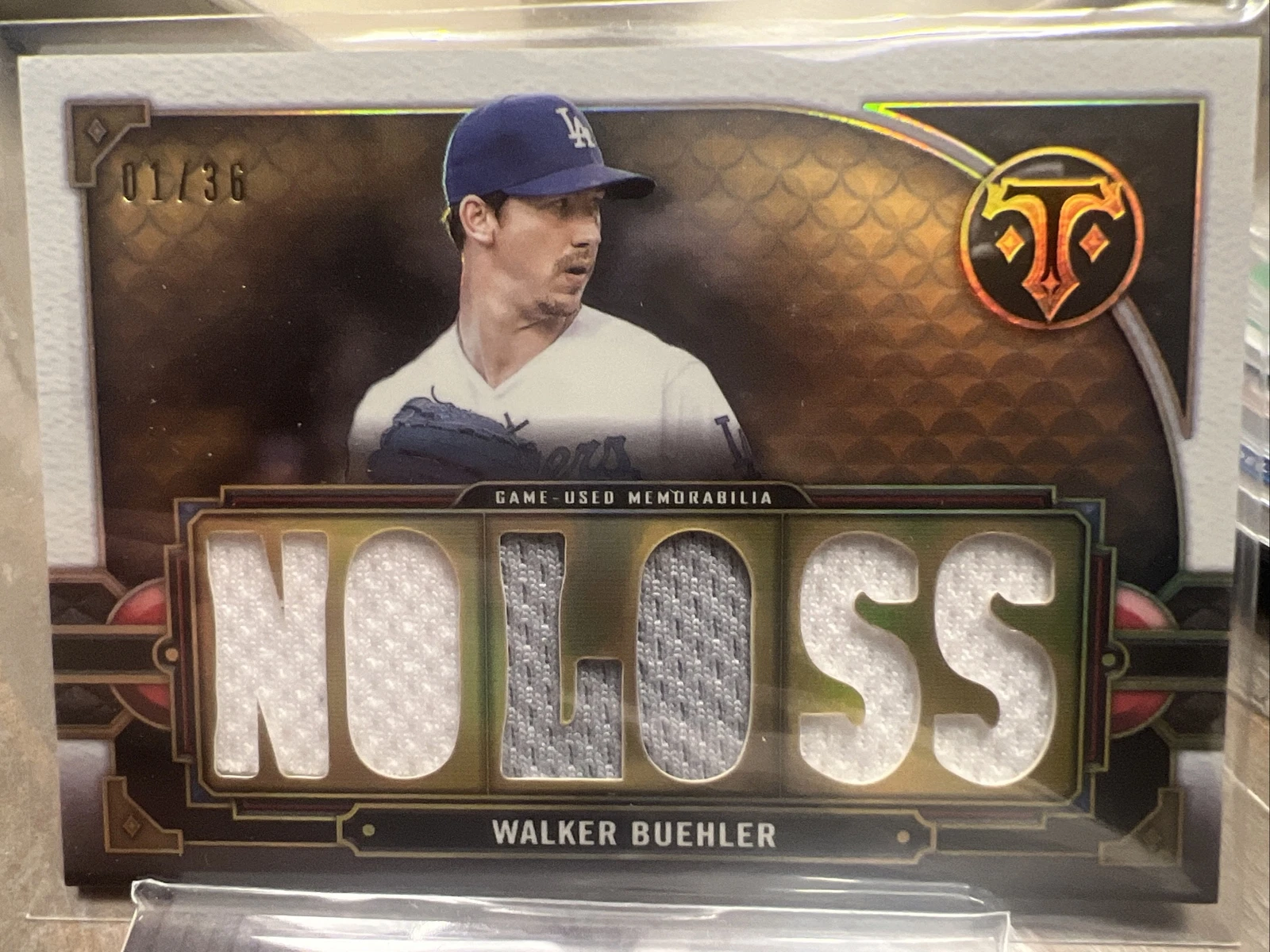 2022 Topps Triple Threads Triple Threads Relics /36 Walker Buehler #TTR-WB