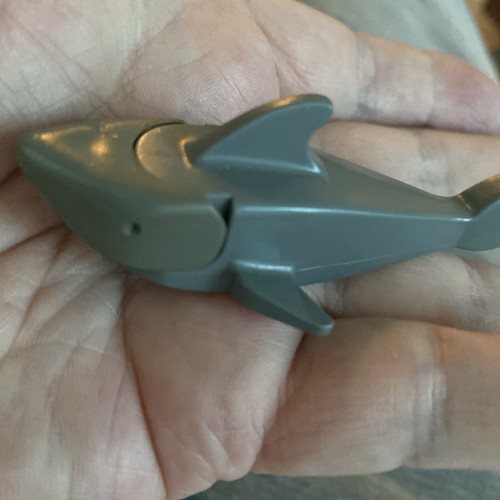 LEGO Minifigure Shark - Picture 2 of 2