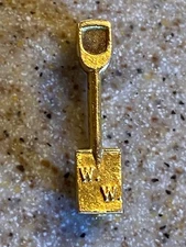 VTG Antique Gold Tone Lapel Pin Brooch W.W. Spade Shovel WW Manufacturing Co.?