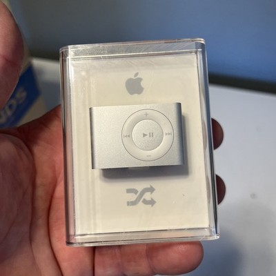Apple iPod Shuffle 2nd Gen Special Edition in White 1GB Model A1204 *New 