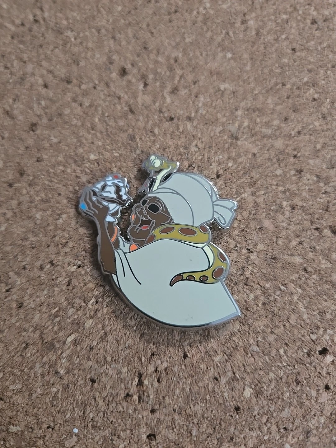 DSSH DSF PTD Princess & the Frog Mama Odie LE 300 pin