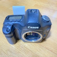 Canon EOS 5D Black Digital SLR Camera 12.8 MP Full Frame 3fps Excellent
