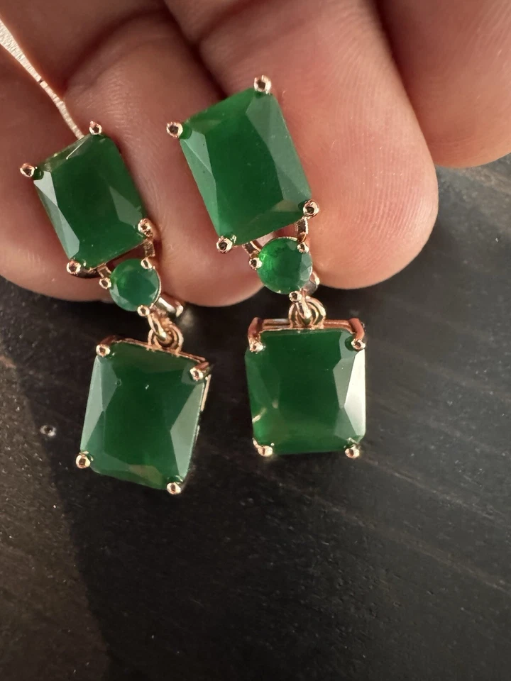 Pendientes colgantes 585 14K RG estampados verde corte cuadrado gema verde Foto 2 de 4