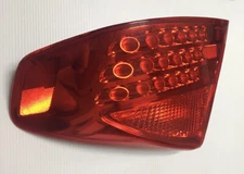 2003-2004 Infiniti G35 Passenger Right Side Tail Light Taillight OEM 220-63622