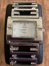 Geneva Ladies Watch Silver Tone Bracelet Band Water Resistant NEW BATTERY