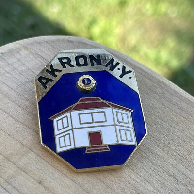 Lions Club Lapel Pin Akron NY 1.5''
