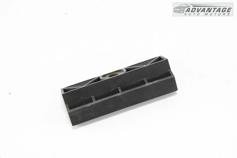 2011-2016 宝马 535XI F10 3.0L N55 SEDAN 电池夹支持支架原始设备制造商 — 第 4/4 张图片