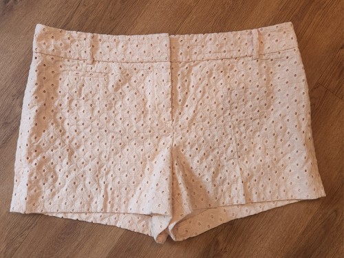 Ann Taylor LOFT Womens Size 14 Chino Style Shorts Peach Eyelet Preppy - Bild 1 von 7