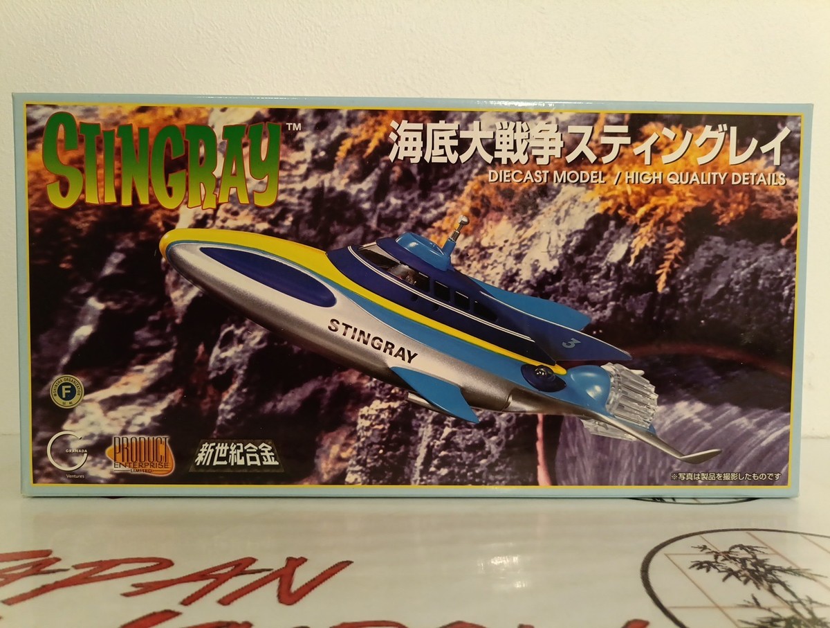 Stingray Diecast Model & Stand 2005 Enterprise Product Aoshima 